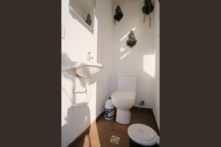 Casa à venda com 205m², 3 quartos e 1 vagaBanheiro de serviço