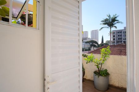Casa à venda com 205m², 3 quartos e 1 vagaBanheiro de serviço