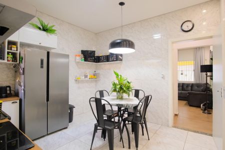 Casa à venda com 205m², 3 quartos e 1 vagaCozinha