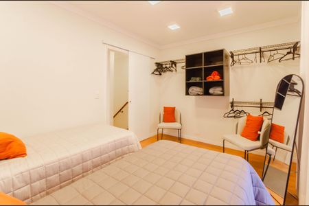 Casa à venda com 100m², 3 quartos e 1 vaga Casa à venda com 100m², 3 quartos e 1 vagaQuarto 1