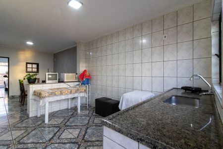 Casa à venda com 220m², 4 quartos e 4 vagasCozinha 1
