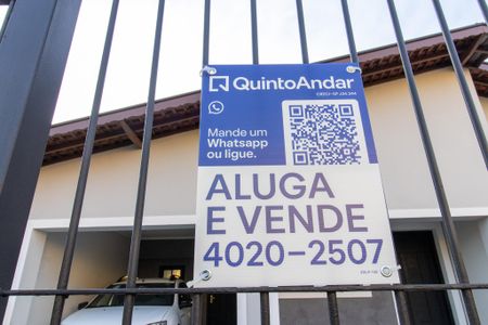 Casa à venda com 220m², 4 quartos e 4 vagasPlaca