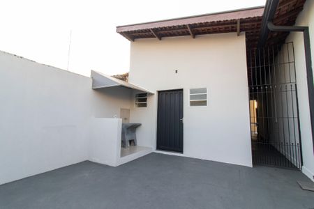 Casa à venda com 220m², 4 quartos e 4 vagasQuintal