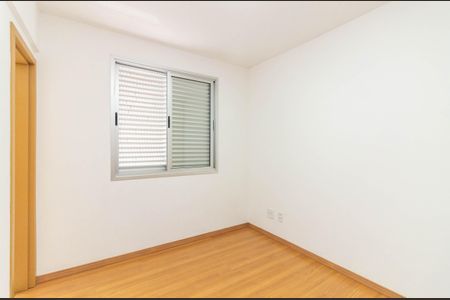 Suíte 2 de apartamento para alugar com 2 quartos, 61m² em Silveira, Belo Horizonte