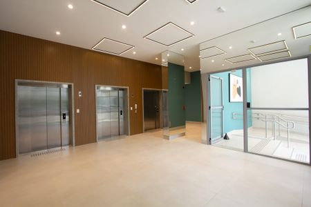 Studio para alugar com 33m², 1 quarto e sem vaga Studio para alugar com 33m², 1 quarto e sem vagaHall social