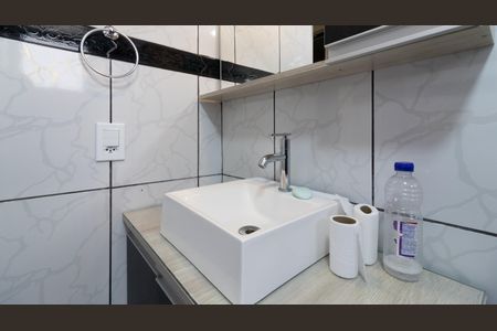Apartamento à venda com 53m², 2 quartos e sem vaga Apartamento à venda com 53m², 2 quartos e sem vagaBanheiro