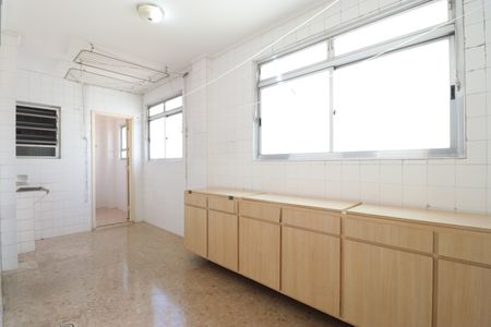 Apartamento para alugar com 213m², 3 quartos e 2 vagasÁrea de Serviço