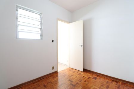Apartamento para alugar com 213m², 3 quartos e 2 vagasQuarto de Serviço