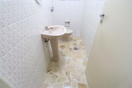 Apartamento para alugar com 213m², 3 quartos e 2 vagasLavabo