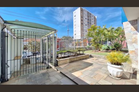 Apartamento para alugar com 213m², 3 quartos e 2 vagas Apartamento para alugar com 213m², 3 quartos e 2 vagasÁrea comum
