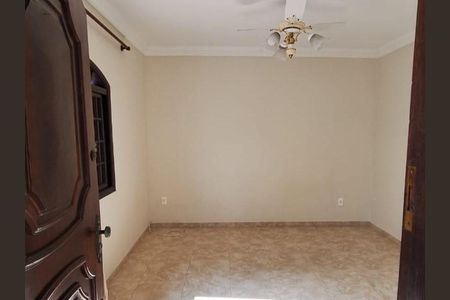 Sala de casa para alugar com 3 quartos, 100m² em Centro, Duque de Caxias