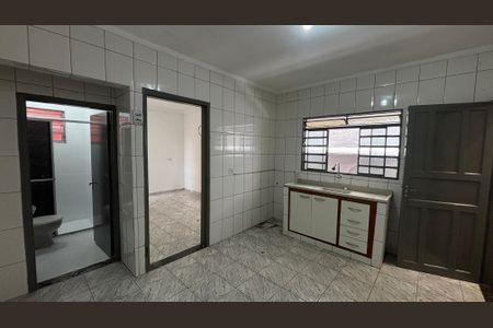 Cozinha de casa para alugar com 1 quarto, 55m² em Jardim do Estádio, Santo André