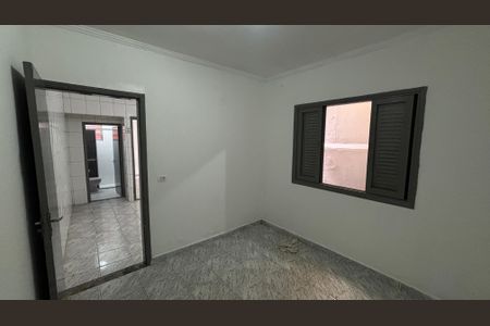 Quarto de casa para alugar com 1 quarto, 55m² em Jardim do Estádio, Santo André