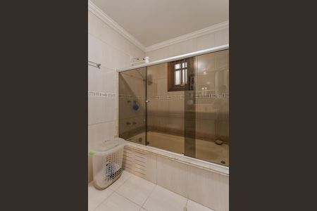 Suíte 1 Banheiro de casa à venda com 2 quartos, 170m² em Sarandi, Porto Alegre
