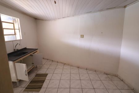 Cozinha de casa para alugar com 1 quarto, 20m² em Ayrosa, Osasco