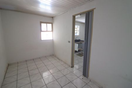 Quarto de casa para alugar com 1 quarto, 20m² em Ayrosa, Osasco