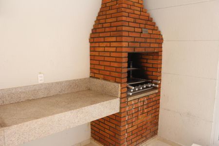 Apartamento à venda com 69m², 2 quartos e 1 vagaÁrea comum - Churrasqueira