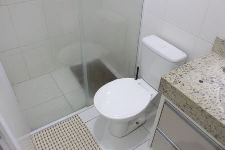 Apartamento à venda com 69m², 2 quartos e 1 vagaBanheiro Social