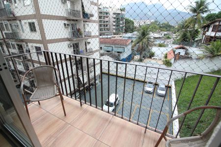 Apartamento à venda com 64m², 2 quartos e 1 vagaVaranda