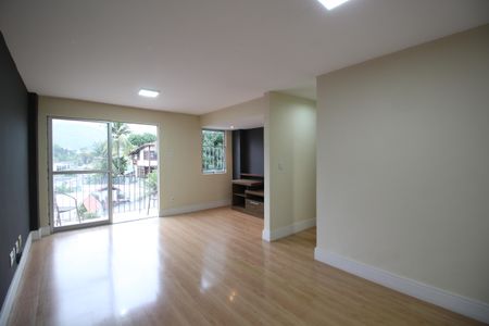 Sala de apartamento à venda com 2 quartos, 64m² em Freguesia (jacarepaguá), Rio de Janeiro