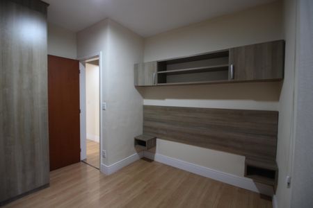Apartamento à venda com 64m², 2 quartos e 1 vagaQuarto 2