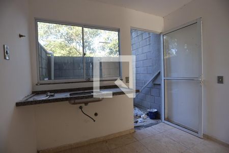 Casa de Condomínio para alugar com 2 quartos, 49m² em Da Graça, Cotia