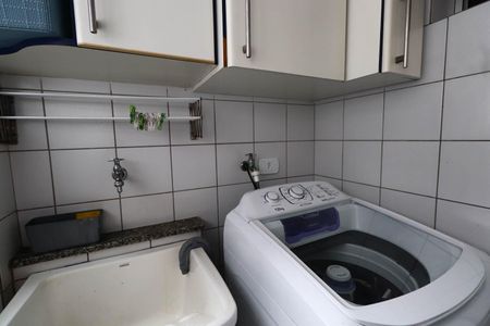 Apartamento à venda com 73m², 3 quartos e 1 vaga Apartamento à venda com 73m², 3 quartos e 1 vagaÁrea de Serviço