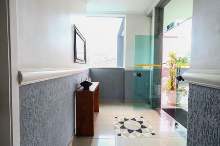 Apartamento à venda com 73m², 3 quartos e 1 vaga Apartamento à venda com 73m², 3 quartos e 1 vagaHall social