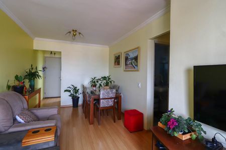 Apartamento à venda com 73m², 3 quartos e 1 vaga Apartamento à venda com 73m², 3 quartos e 1 vagaSala