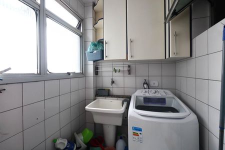 Apartamento à venda com 73m², 3 quartos e 1 vaga Apartamento à venda com 73m², 3 quartos e 1 vagaÁrea de Serviço