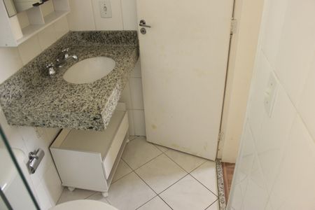 Apartamento para alugar com 65m², 3 quartos e 2 vagasBanheiro Suíte