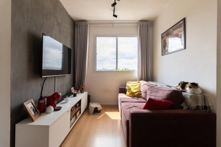 Sala de apartamento para alugar com 2 quartos, 41m² em Jardim Santa Emilia, São Paulo