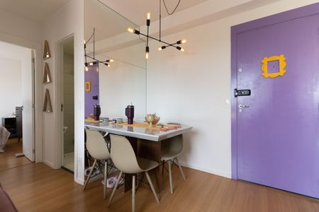 Sala de apartamento para alugar com 2 quartos, 41m² em Jardim Santa Emilia, São Paulo