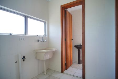 Apartamento para alugar com 129m², 2 quartos e 1 vagaÁrea de Serviço