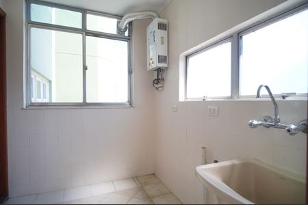 Apartamento para alugar com 129m², 2 quartos e 1 vagaÁrea de Serviço