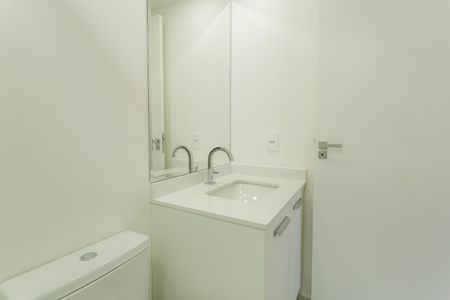 Studio à venda com 26m², 1 quarto e sem vaga Studio à venda com 26m², 1 quarto e sem vagaBanheiro Social