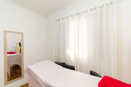 Casa à venda com 200m², 6 quartos e 2 vagas Casa à venda com 200m², 6 quartos e 2 vagasQuarto 3