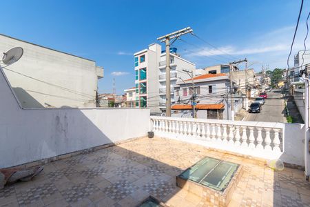 Casa à venda com 200m², 6 quartos e 2 vagas Casa à venda com 200m², 6 quartos e 2 vagasVaranda da Suíte