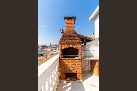 Casa à venda com 200m², 6 quartos e 2 vagas Casa à venda com 200m², 6 quartos e 2 vagasQuintal - Churrasqueira