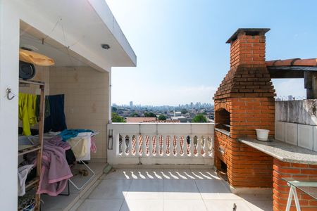 Casa à venda com 200m², 6 quartos e 2 vagas Casa à venda com 200m², 6 quartos e 2 vagasQuintal