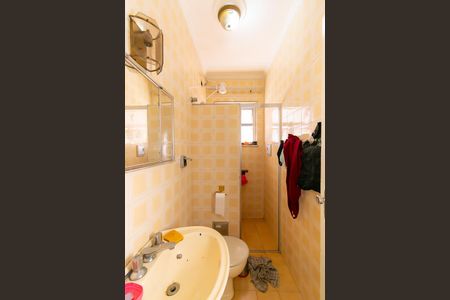 Casa à venda com 200m², 6 quartos e 2 vagas Casa à venda com 200m², 6 quartos e 2 vagasBanheiro da Suíte