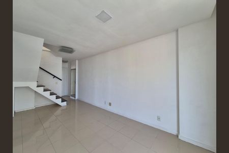 Sala  de apartamento para alugar com 5 quartos, 148m² em Recreio dos Bandeirantes, Rio de Janeiro