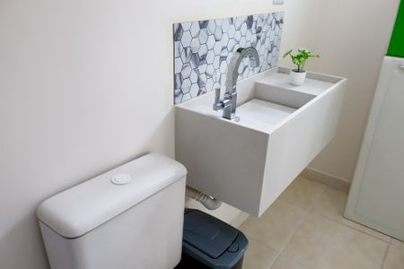 Banheiro de kitnet/studio para alugar com 1 quarto, 40m² em Jardim das Flores, Osasco