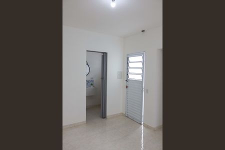 sala de kitnet/studio para alugar com 1 quarto, 40m² em Jardim das Flores, Osasco
