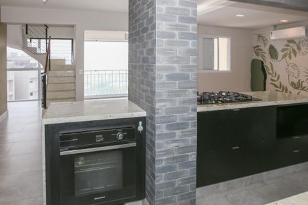 Apartamento para alugar com 189m², 3 quartos e 3 vagas Apartamento para alugar com 189m², 3 quartos e 3 vagasCozinha e Área de Serviço