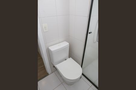 Apartamento para alugar com 189m², 3 quartos e 3 vagas Apartamento para alugar com 189m², 3 quartos e 3 vagasBanheiro da Suíte 1