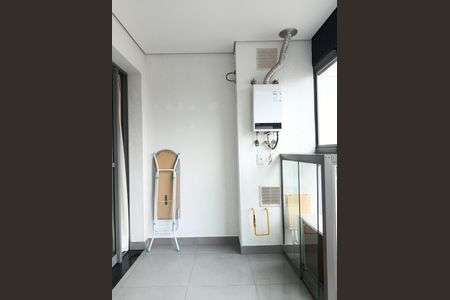 Varanda de kitnet/studio para alugar com 1 quarto, 30m² em Pinheiros, São Paulo