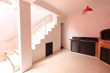 Casa à venda com 180m², 3 quartos e 4 vagasChurrasqueira