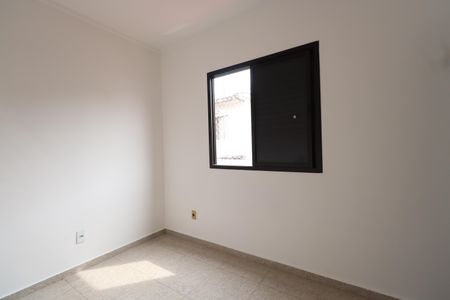 Casa à venda com 180m², 3 quartos e 4 vagasQuarto 2 - Suíte