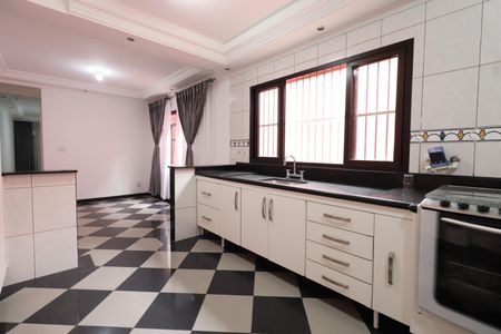 Casa à venda com 180m², 3 quartos e 4 vagasCozinha